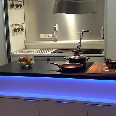 Sova Apartment Lviv Сenter Сity Ngoại thất bức ảnh