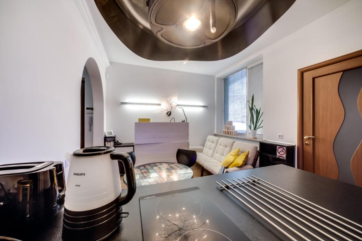 Sova Apartment Lviv Сenter Сity Ngoại thất bức ảnh