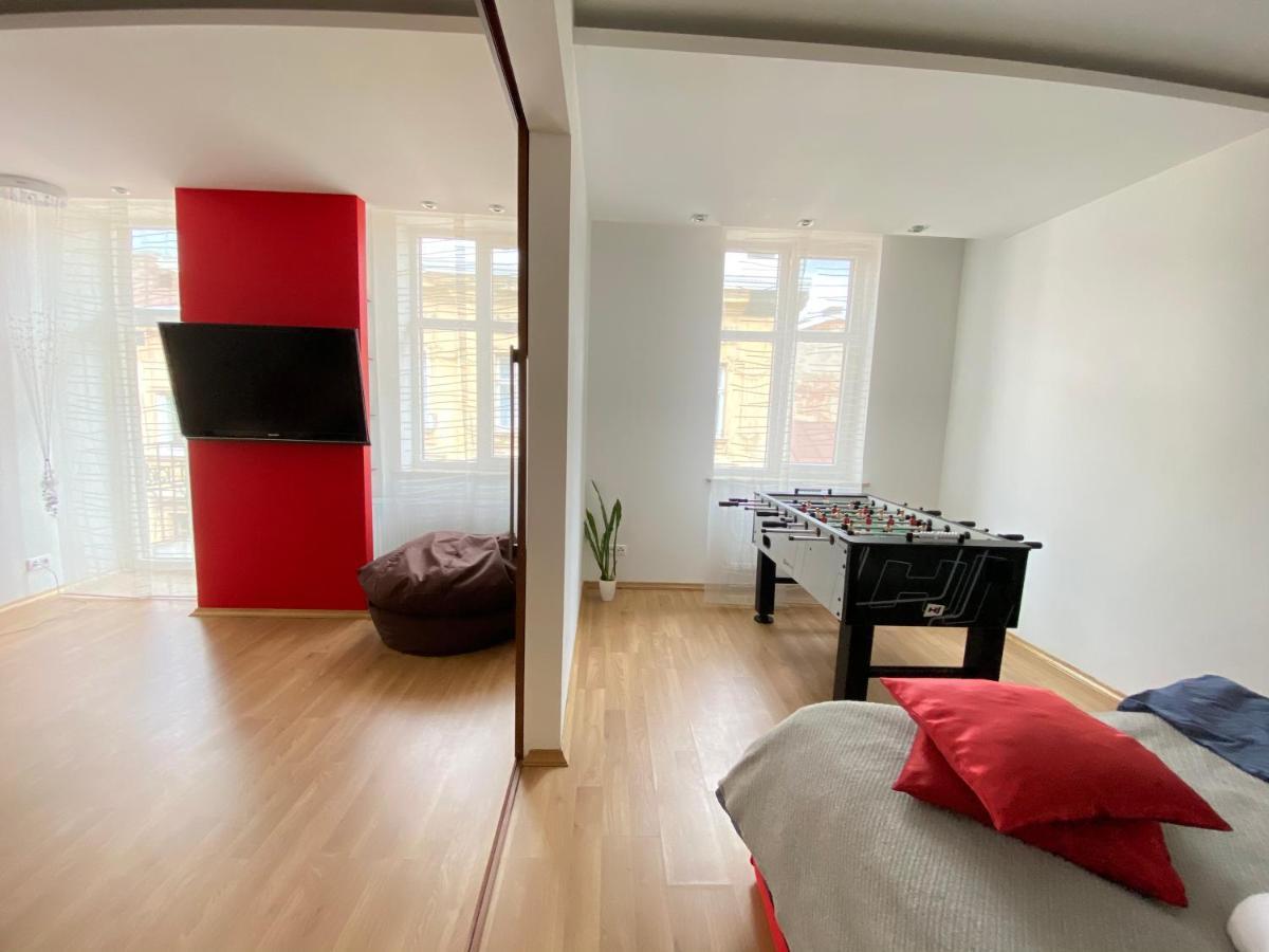 Sova Apartment Lviv Сenter Сity Ngoại thất bức ảnh