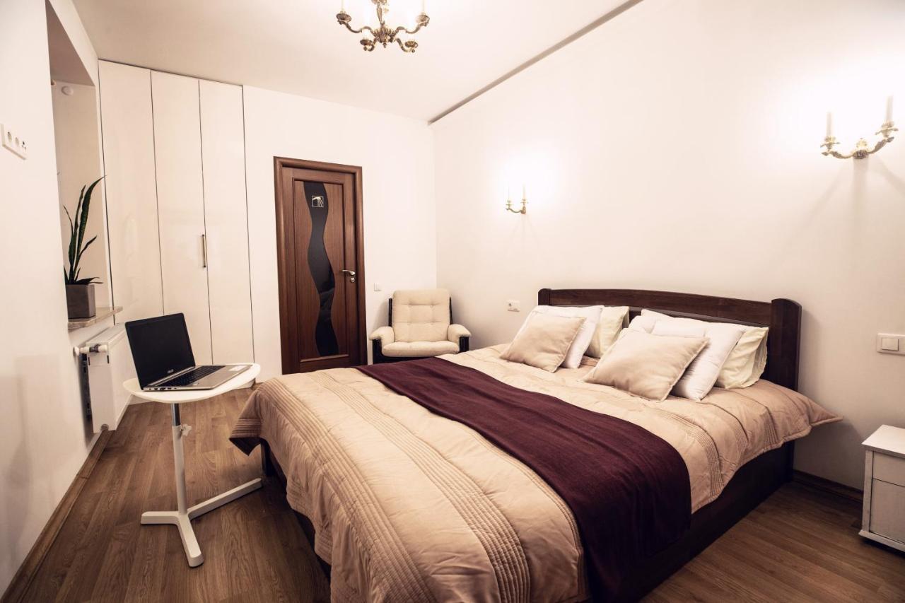 Sova Apartment Lviv Сenter Сity Ngoại thất bức ảnh